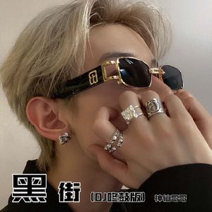 女人自述蒙面舞会经历
